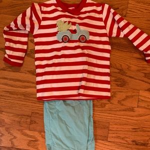 Shrimp & Grits Christmas outfit, Truck with tree